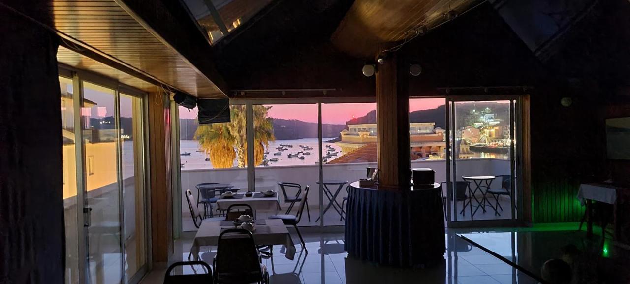 Albergaria Sao Pedro São Martinho do Porto Esterno foto